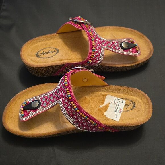 BRAND NEW ATALINA JEWEL EMBELLISHED FOOTBED THONG WOMENS SANDAL - Picture 5 of 16